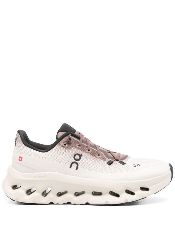 On Running Cloudtilt Clove Sand